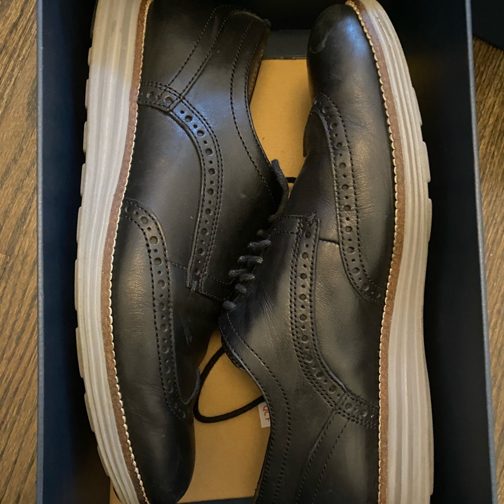 Cole Hann Original Grand Leather Shoe